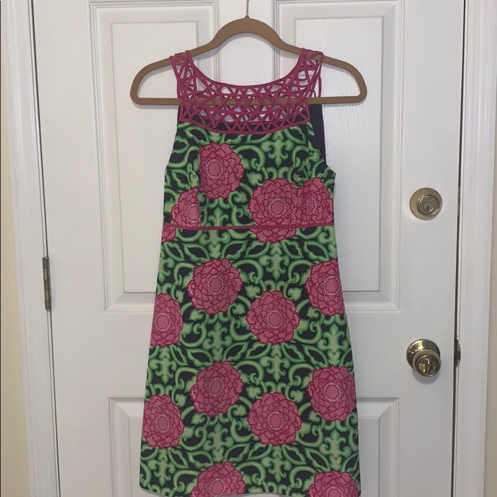 *slight damage* Lilly Pulitzer Shift Dress